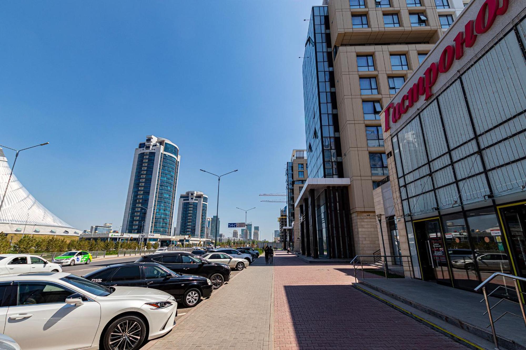 Raisson Aparthotel H346 Хан Шатыр Astana Luaran gambar